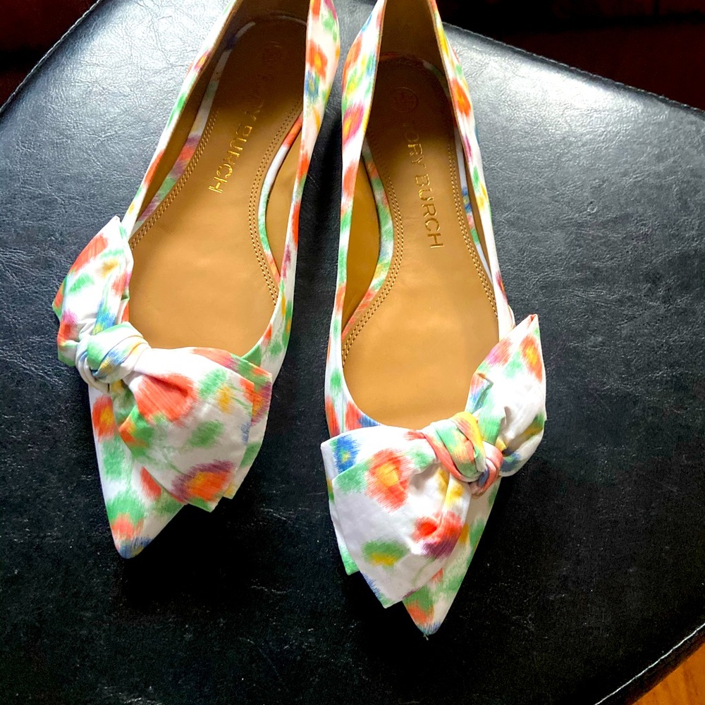 Brand New Authentic Tory Burch Multicolor Flats!